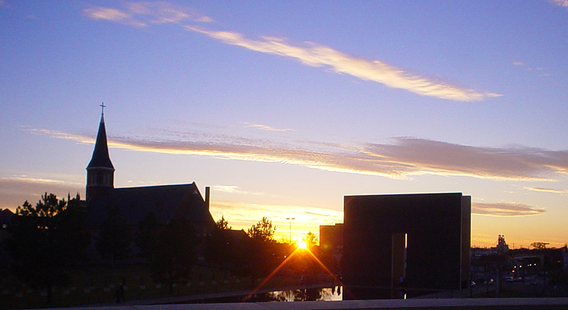 okc memorial at sunset